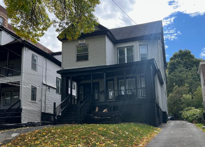 1524 East Genesee St - Apt 2 Rm 1